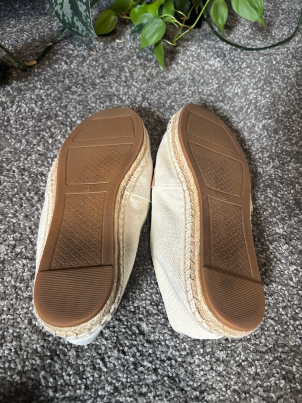 Tory Burch Cream Espadrille Flats with Navy & Tan Accents - Picture 5 of 5